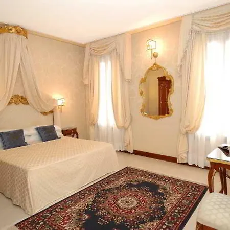 Ca' Bonvicini فندق مبيت وإفطار 3*